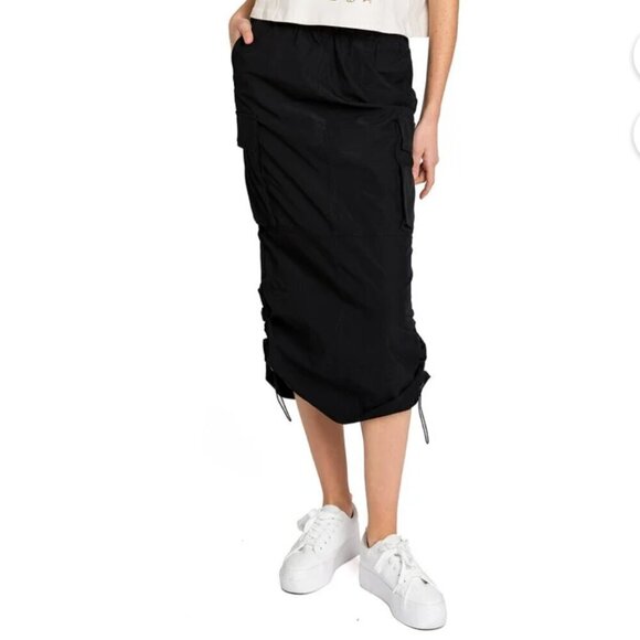 Love Tree juniors SZ M B lack Parachute Skirt  Nylon Utility Streetwear Gorpcore - Picture 2 of 11